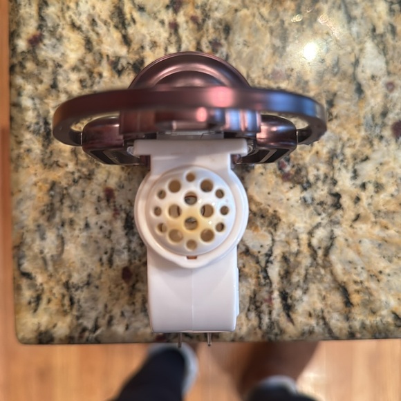 Bath & Body Works Wallflower Scent Snow globe Snowman plug in & Nightlight. - Picture 8 of 10